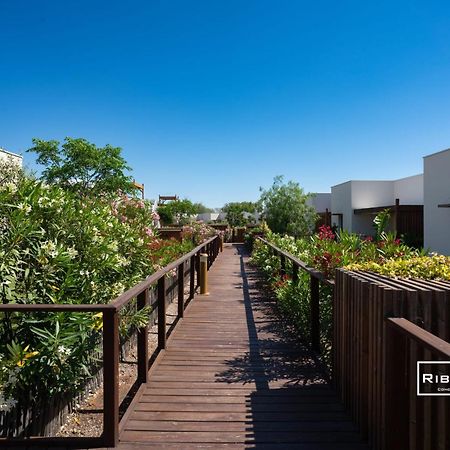Villa T3 Climatisee En Residence Avec Piscine 维亚斯 外观 照片