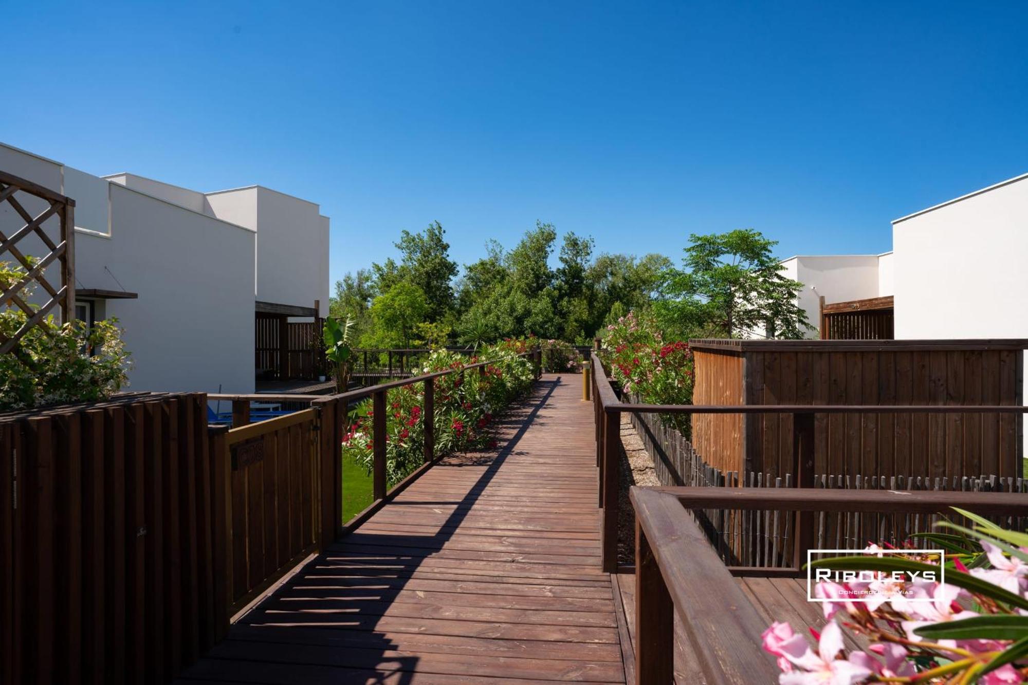 Villa T3 Climatisee En Residence Avec Piscine 维亚斯 外观 照片